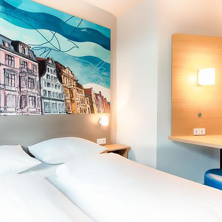B&B Hotel Rostock City-West Exterior foto